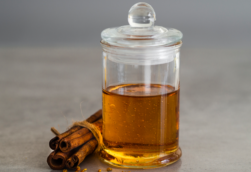 Huile Essentielle de Cannelle